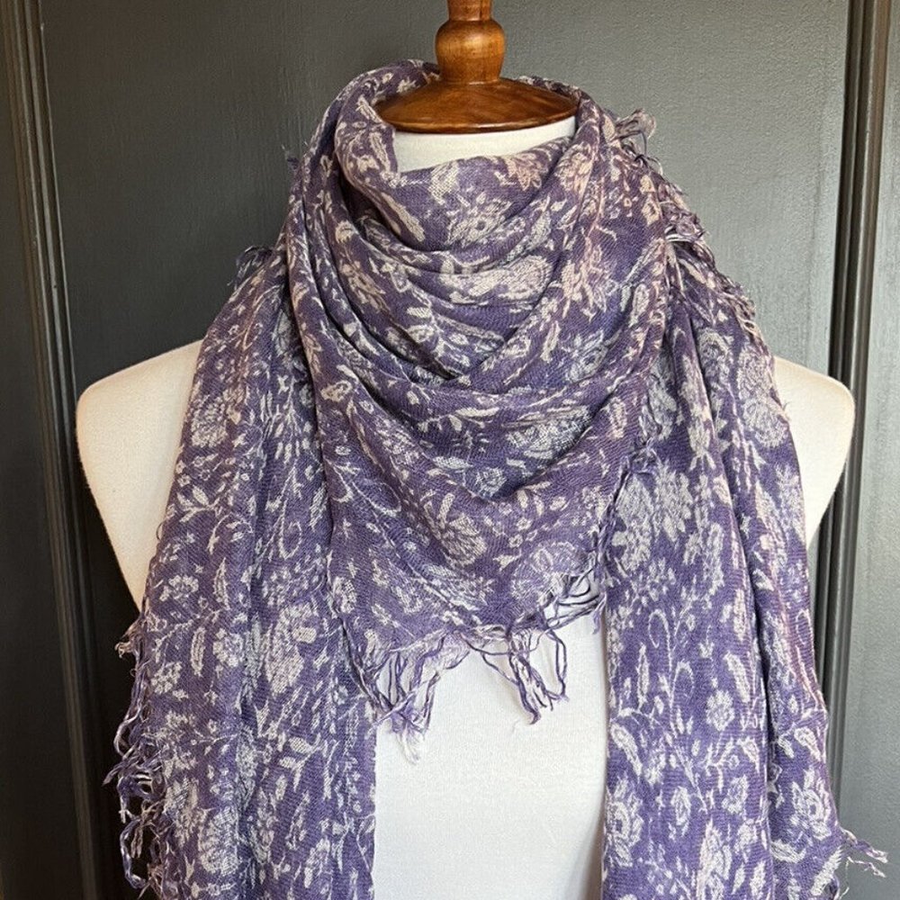 New Auth Chan Luu Dahlia Floral Cashmere Silk Scarf- Mulberry Blue